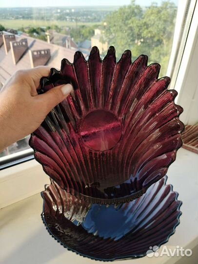 Салатники - фруктовницы из цветного стекла