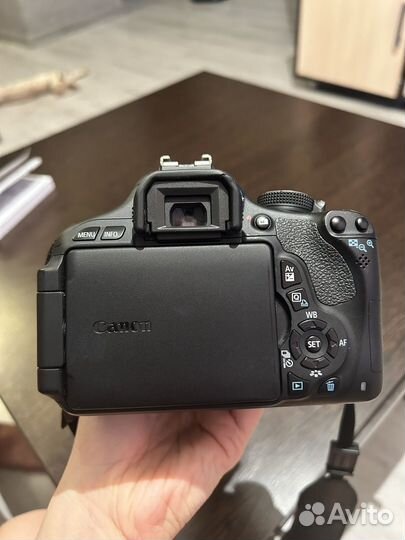 Зеркальный фотоаппарат canon eos 600d