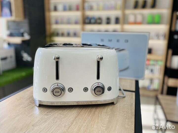 Тостер smeg TSF03 на 4 ломтика