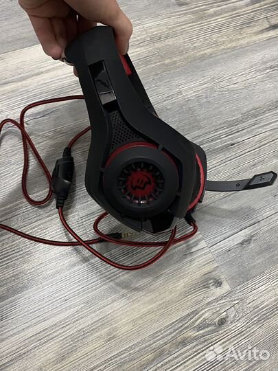 Игровые наушники с микрофоном