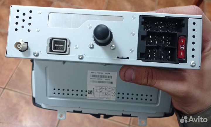 Магнитола с рамкой vesta