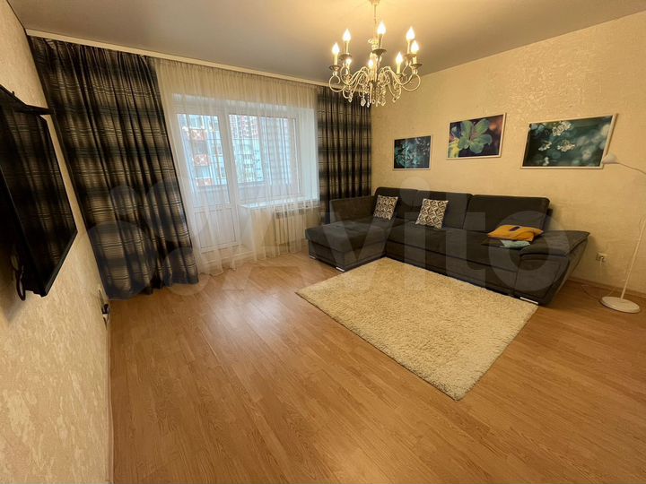 3-к. квартира, 90 м², 3/5 эт.