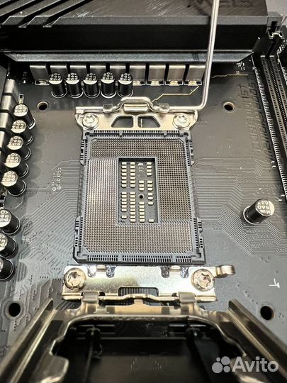 MSI MEG Z690 unify-X