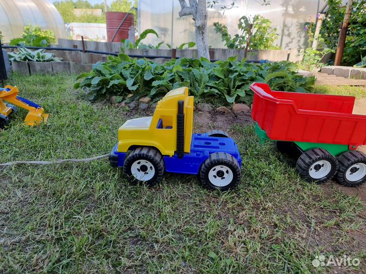 Грузовик большой