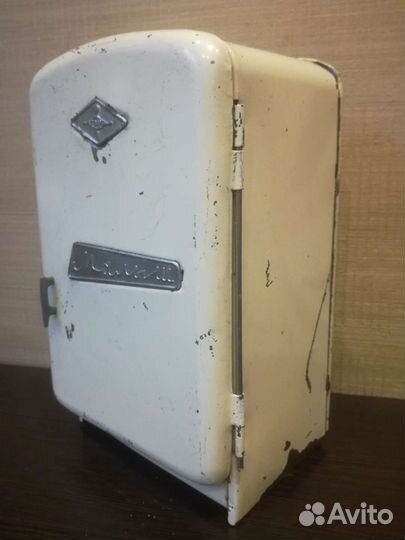 Детская игрушка холодильник СССР