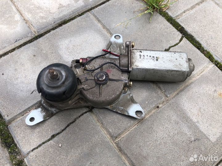 Моторчик стеклоочистителя задний Kia Shuma 2