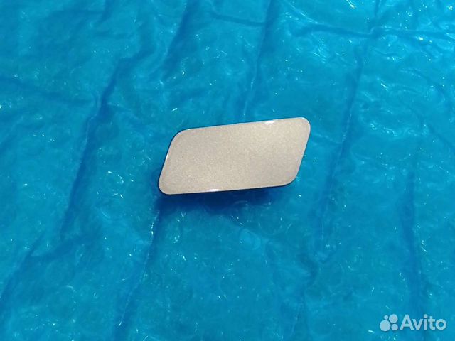 Крышка форсунки Lx 570 левая стальной цвет 15-21