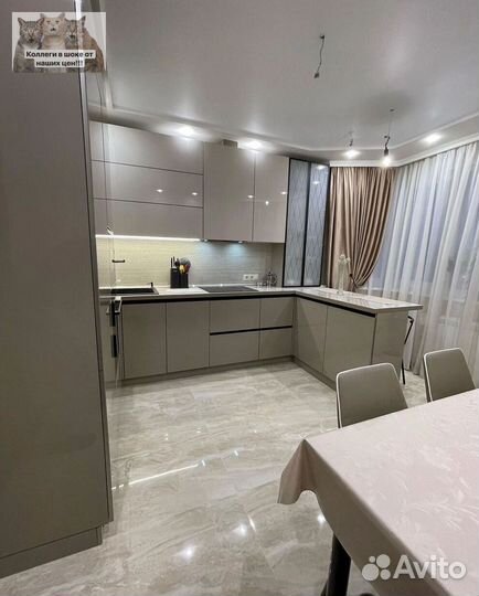 Кухонный гарнитур угловой