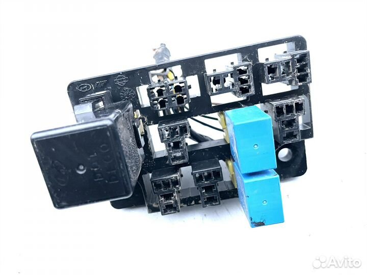 Блок предохранителей Hyundai Sonata 5