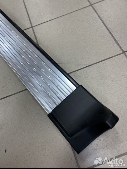 Land Cruiser 100 Пороги метал модельные A5GX8