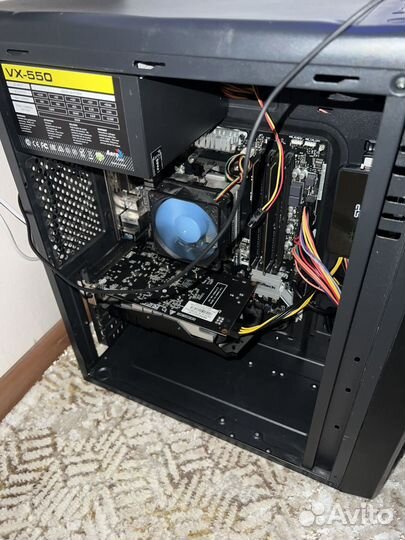 Компьютер полуигровой