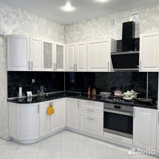 Кухонный гарнитур на заказ под ключ