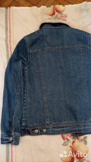 Джинсовая куртка