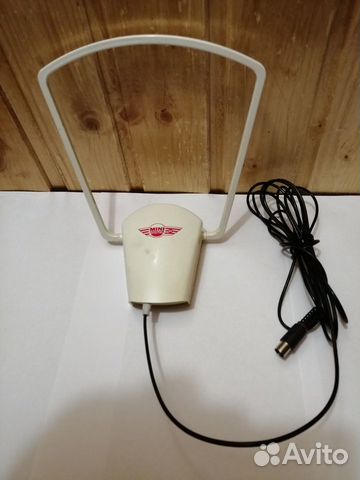 Комнатная активная антенна Рэмо BAS-5107