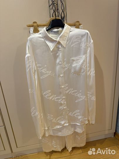 Костюм женский balenciaga