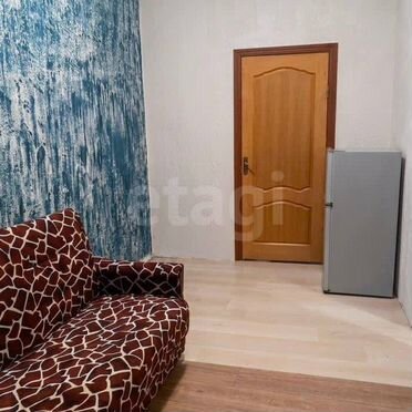 Комната 11 м² в > 9-к., 4/4 эт.