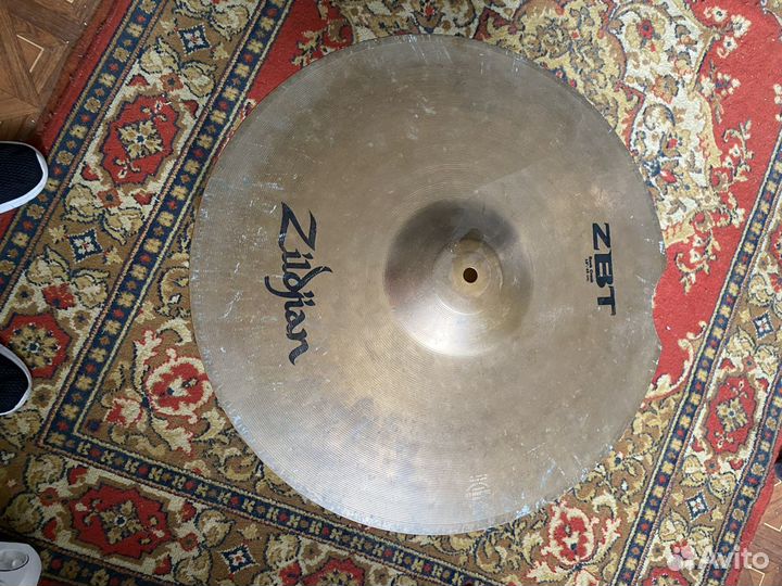 Тарелкa zildjian zbt rock crash 18”