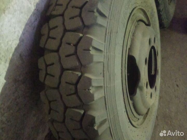 Резина с дисками на ЗИЛ