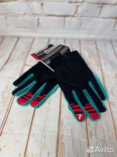 Мотоперчатки