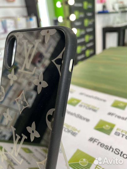 Чехол Louis Vuitton для iPhone X/Xs