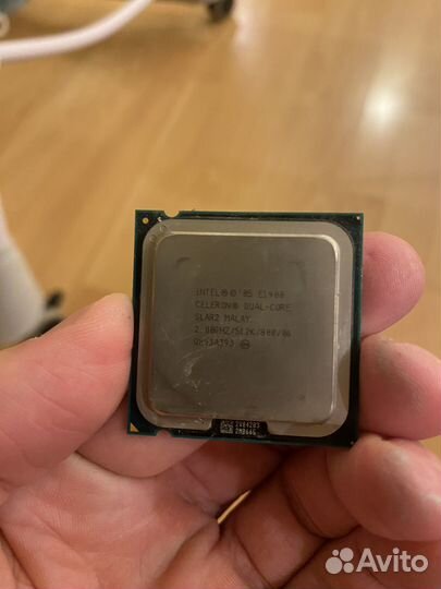 Intel ‘05 E1400 Celeron Dual-Core 2.00GHZ