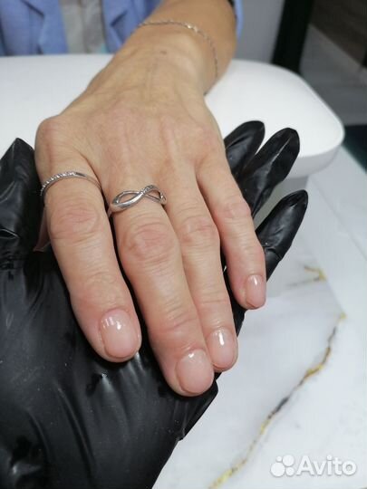 Мастер маникюра