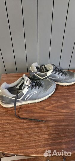 Кроссовки anta