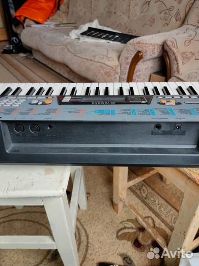 Синтезатор Yamaha PSR - 175