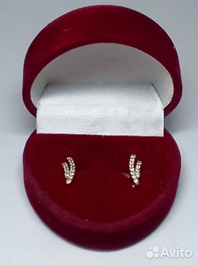 Золотые серьги