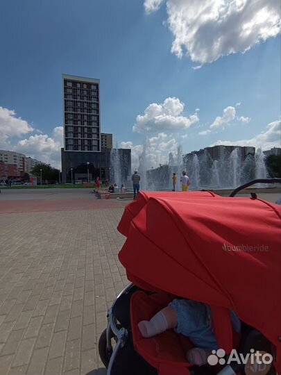 Коляска для двойни bumbleride indie twin