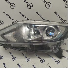 Фара Левая Nissan Qashqai J11 LED