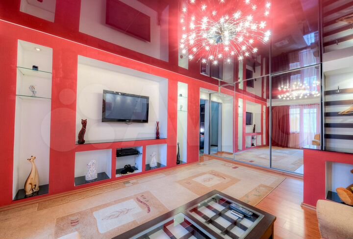 2-к. квартира, 54 м², 3/10 эт.