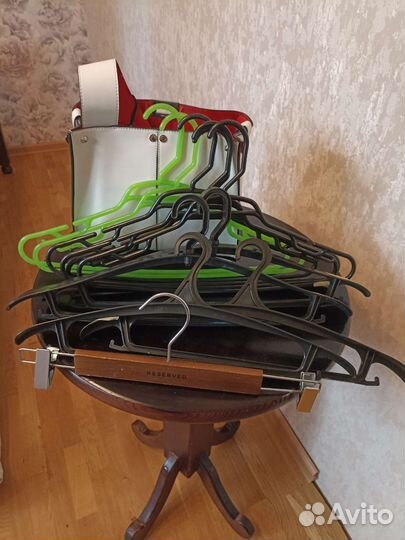 Плечики для одежды