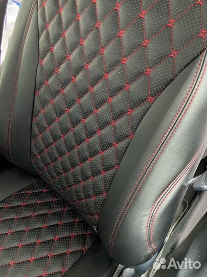 Чехлы Байрон KIA RIO 17+ красный ромб