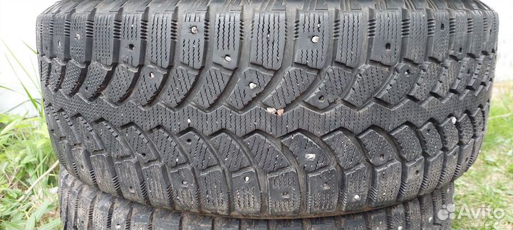 Bridgestone Blizzak Spike-01 205/55 R16 91T