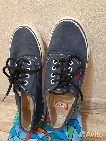 Туфли, кеды Levi's на р. 35-37