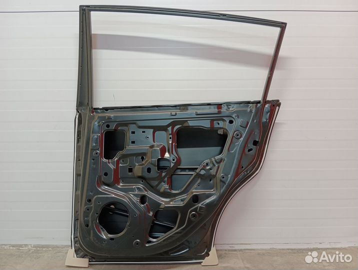 Дверь задняя правая Nissan Tiida C11 2007-2014