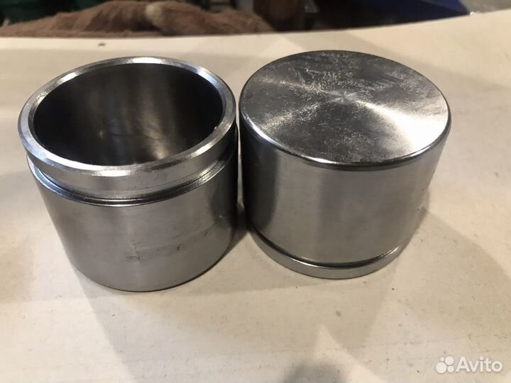 Комплект поршней суппортов (передние и задние)