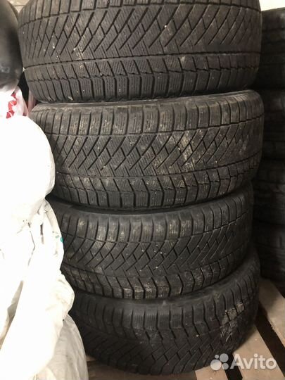 Continental ContiVikingContact 6 SUV 255/55 R18