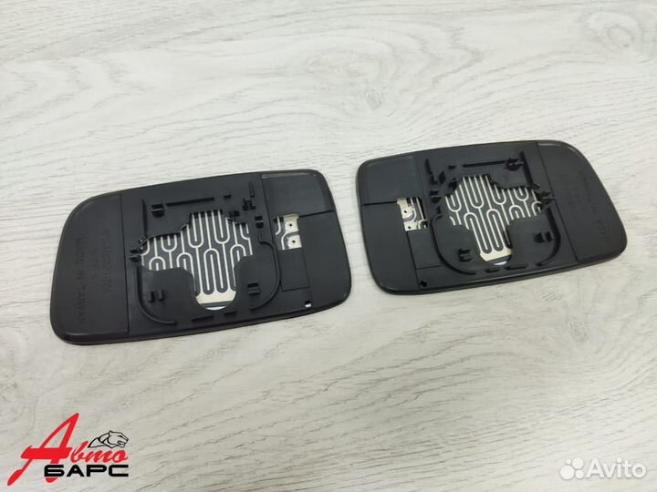 Стекло зеркала Mitsubishi Lancer IX 03-10