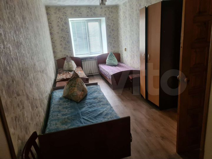 3-к. квартира, 60 м², 1/2 эт.
