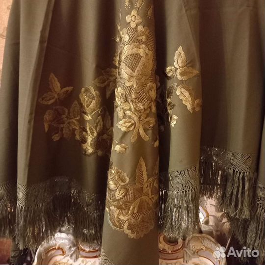 Старинный большой платок,более 200 лет