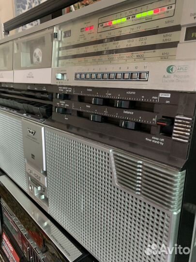 Магнитофон sharp 555