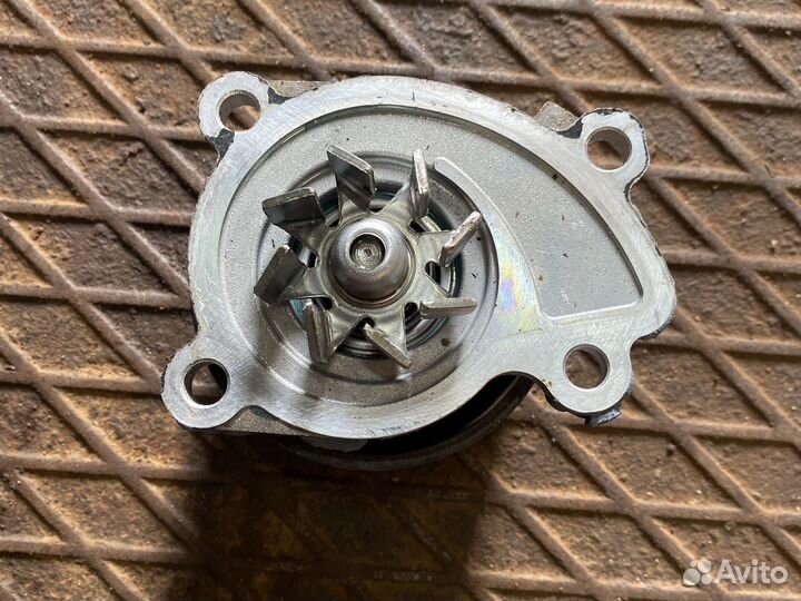 Водяная помпа nissan juke