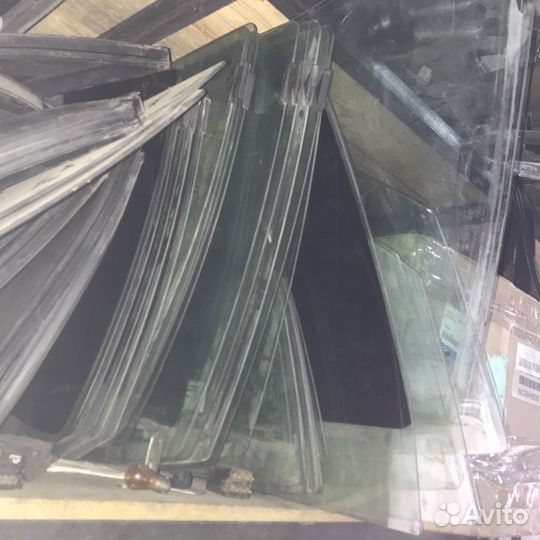 Стёкла дверей на Саманд