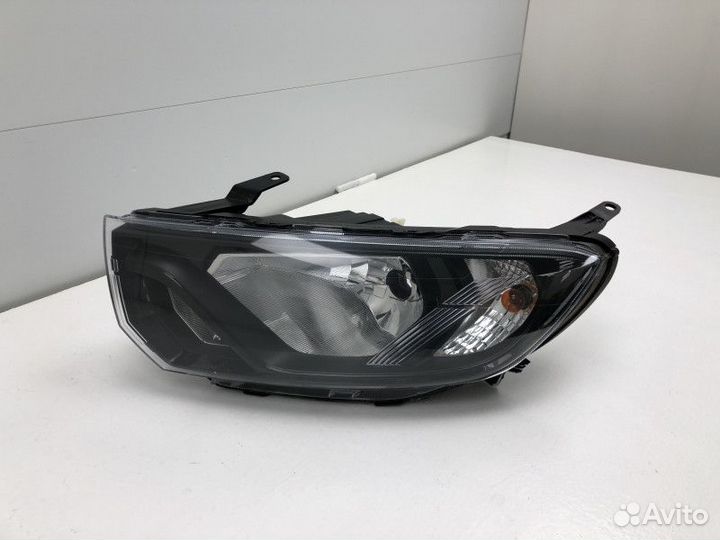 Фара левая LADA Granta