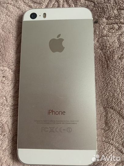 Телефон iPhone 5s
