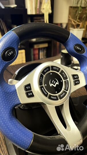 Игровой руль с педалями Sven GC-W600