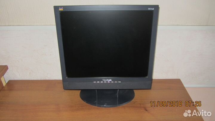 Монитор ViewSonic VG712