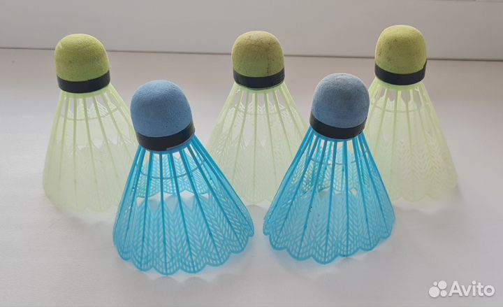 Воланы для бадминтона